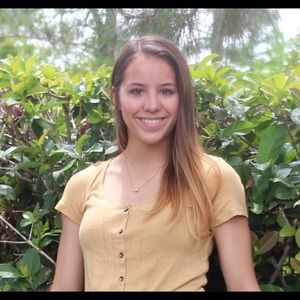 Meet your Posher, Brooke